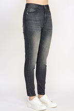 Cavendish Wear Essential Black Denim Jeans detail view