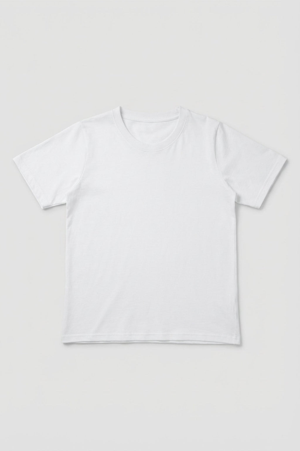 Cavendish Wear White Relaxed Fit T-Shirt detail view